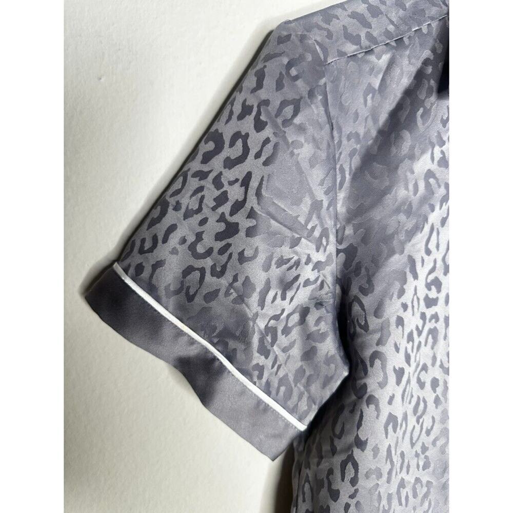NEW TAGS Victoria's Secret PJ Top Satin Gray Silver Collar Shortsleeve XS/TP - Picture 4 of 12